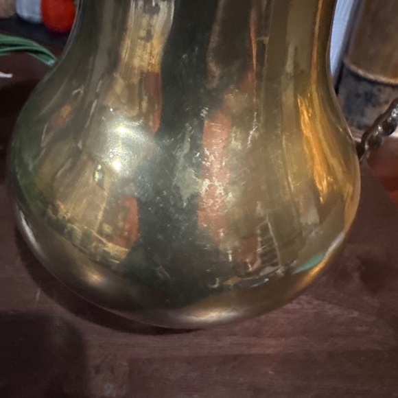 Vintage Brass pitcher made in India 9” Tall x 7.5” Wide - Picture 7 of 10